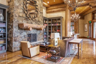 This 3 bedroom Penthouse residence next to The Ritz-Carlton on Beaver Creek Golf Club in Colorado - for sale on GolfHomes.com, golf home, golf lot