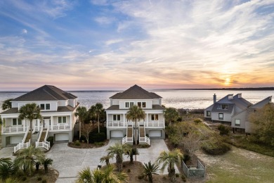 Oceanfront townhouse in one of the best locations on Seabrook on The Seabrook Island Club in South Carolina - for sale on GolfHomes.com, golf home, golf lot