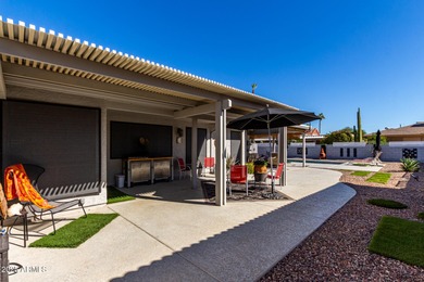 GORGEOUS Zuni model w/2020 Play Pool in the ADULT COMMUNITY of on Cottonwood Country Club in Arizona - for sale on GolfHomes.com, golf home, golf lot