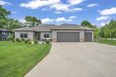 Walk inside this meticulous 3 bedroom and 2 bath patio home with on Emerald Hills Golf Club in Iowa - for sale on GolfHomes.com, golf home, golf lot