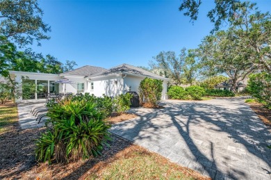 Move in ready! Spacious 2 bedroom, 2 full bathroom, 2 car garage on Boca Royale Golf and Country Club in Florida - for sale on GolfHomes.com, golf home, golf lot