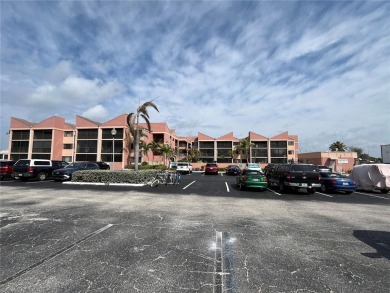 Attention investors! Owner motivated bring an offer! Income on Burnt Store Golf Club in Florida - for sale on GolfHomes.com, golf home, golf lot