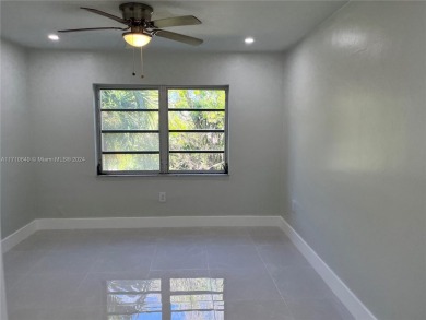 Modern updated nice apartment with two large bedrooms and a on Palmetto Golf Course in Florida - for sale on GolfHomes.com, golf home, golf lot