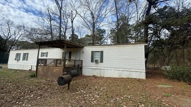 Discover affordable lake-area living in Pendleton Harbor, a on Pendleton Harbor in Texas - for sale on GolfHomes.com, golf home, golf lot