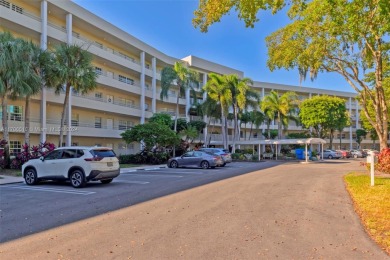 Welcome to luxury living at Palm-Aire Country Club 99! This on Oaks Country Club in Florida - for sale on GolfHomes.com, golf home, golf lot