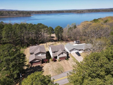 HEBER SPRINGS LAKEFRONT!!! This spacious 2 story home offers on Thunderbird Country Club in Arkansas - for sale on GolfHomes.com, golf home, golf lot