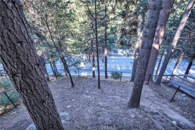 Welcome to 272 Fairway Drive, a beautifully updated mountain on Lake Arrowhead Country Club in California - for sale on GolfHomes.com, golf home, golf lot