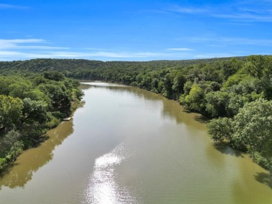 HUGE PRICE REDUCTION!!! Welcome to your riverfront retreat where on Horseshoe Bend Country Club in Texas - for sale on GolfHomes.com, golf home, golf lot