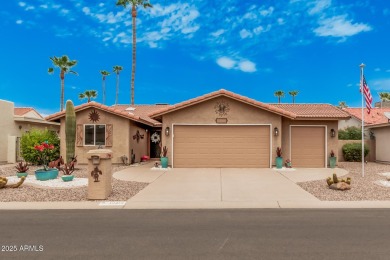 STUNNING CUSTOM COCHISE Floor Plan w/ GOLF CART GARAGE in the on Oakwood Golf Club  in Arizona - for sale on GolfHomes.com, golf home, golf lot