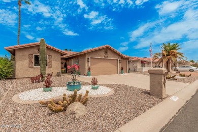 STUNNING CUSTOM COCHISE Floor Plan w/ GOLF CART GARAGE in the on Oakwood Golf Club  in Arizona - for sale on GolfHomes.com, golf home, golf lot