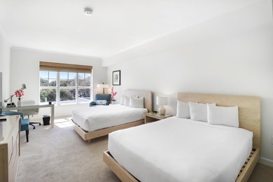 Beautifully updated 2BR/2BA condo located within steps of on Wild Dunes Harbor Golf Resort in South Carolina - for sale on GolfHomes.com, golf home, golf lot