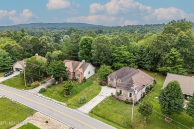 ''Welcome Home'' This 1,675 sq ft, divided floor plan is large on Heatherhurst Golf Course in Tennessee - for sale on GolfHomes.com, golf home, golf lot