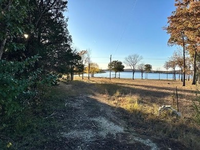 Lake Front property for sale in Arkansas. Here is your on Cedar Glade Golf Course in Arkansas - for sale on GolfHomes.com, golf home, golf lot