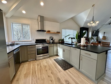 One of a kind townhome with great water and mountain views.  The on Running Y Ranch Resort in Oregon - for sale on GolfHomes.com, golf home, golf lot