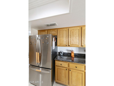 Immaculately maintained 2BR, 2BA Extended Shawnee model in the on Cottonwood Country Club in Arizona - for sale on GolfHomes.com, golf home, golf lot