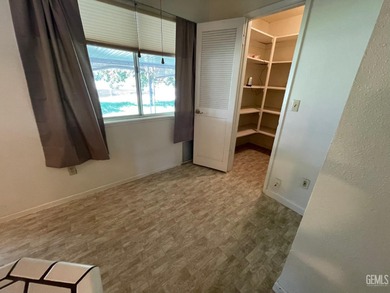 Spacious 3 bedroom home on Sundale Golf Course with two car on Sundale Country Club in California - for sale on GolfHomes.com, golf home, golf lot