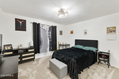 Immaculately maintained 2BR, 2BA Extended Shawnee model in the on Cottonwood Country Club in Arizona - for sale on GolfHomes.com, golf home, golf lot