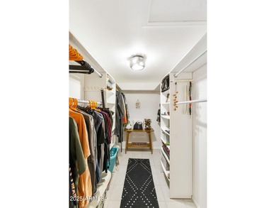 Immaculately maintained 2BR, 2BA Extended Shawnee model in the on Cottonwood Country Club in Arizona - for sale on GolfHomes.com, golf home, golf lot