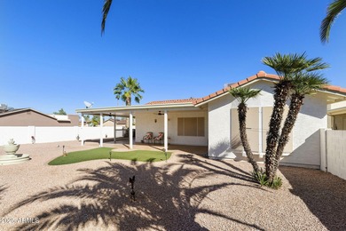 Immaculately maintained 2BR, 2BA Extended Shawnee model in the on Cottonwood Country Club in Arizona - for sale on GolfHomes.com, golf home, golf lot