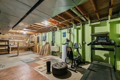 Incredible opportunity in this 4 bed, 2.5 bath 2 story on the on High Cliff Golf Course in Wisconsin - for sale on GolfHomes.com, golf home, golf lot