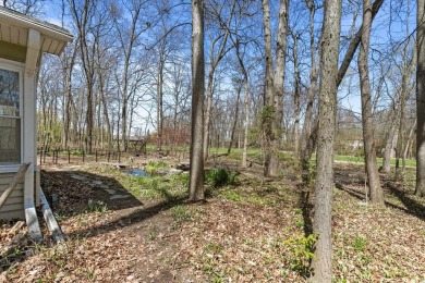 Incredible opportunity in this 4 bed, 2.5 bath 2 story on the on High Cliff Golf Course in Wisconsin - for sale on GolfHomes.com, golf home, golf lot