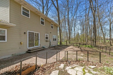 Incredible opportunity in this 4 bed, 2.5 bath 2 story on the on High Cliff Golf Course in Wisconsin - for sale on GolfHomes.com, golf home, golf lot