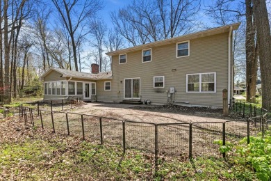 Incredible opportunity in this 4 bed, 2.5 bath 2 story on the on High Cliff Golf Course in Wisconsin - for sale on GolfHomes.com, golf home, golf lot