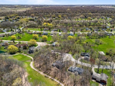 Incredible opportunity in this 4 bed, 2.5 bath 2 story on the on High Cliff Golf Course in Wisconsin - for sale on GolfHomes.com, golf home, golf lot