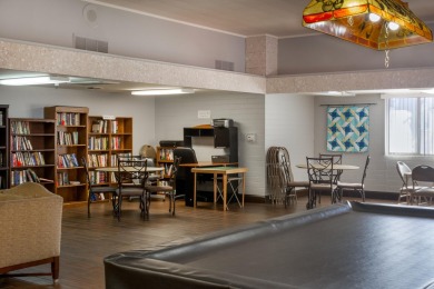 This well-maintained Triple wide manufactured home 3-bedroom 2 on The Club At Shenandoah Springs in California - for sale on GolfHomes.com, golf home, golf lot