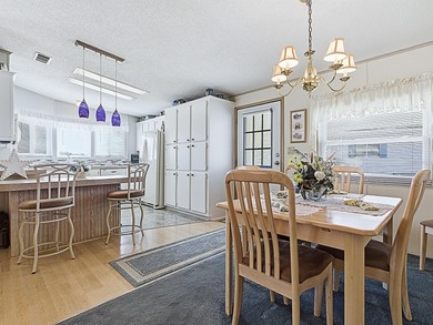 Welcome to this well-maintained and updated 2-bedroom, 2-bath on Plantation Golf Club in Florida - for sale on GolfHomes.com, golf home, golf lot