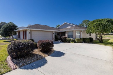 **!!**DO NOT MISS THIS GOLF COURSE HOME **!!**OWNER IS MOTIVATED on Summerglen Country Club in Florida - for sale on GolfHomes.com, golf home, golf lot