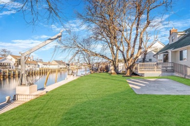 Welcome Home to your newly renovated waterfront oasis nestled on Bergen Point Golf Course in New York - for sale on GolfHomes.com, golf home, golf lot