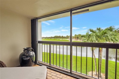 This 3 bed 3 1/2 bath,2632 sq.ft.townhome with expansive golf on The President Country Club in Florida - for sale on GolfHomes.com, golf home, golf lot