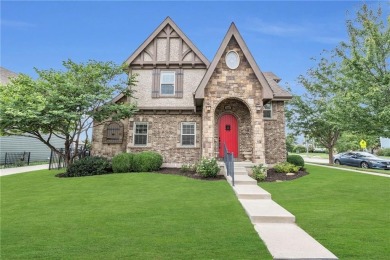 VERY RARE MAIN-LEVEL LIVING & ATTACHED GARAGE, with even more on Fred Arbanas Golf Course At Longview Lakes - Longview Lake in Missouri - for sale on GolfHomes.com, golf home, golf lot