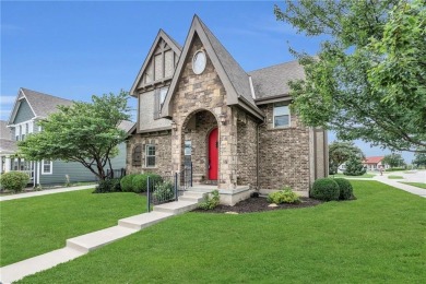 VERY RARE MAIN-LEVEL LIVING & ATTACHED GARAGE, with even more on Fred Arbanas Golf Course At Longview Lakes - Longview Lake in Missouri - for sale on GolfHomes.com, golf home, golf lot