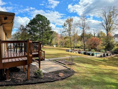 This is the one you have been waiting for!!!! Move in Ready!!
 on Cobbs Glen Country Club in South Carolina - for sale on GolfHomes.com, golf home, golf lot