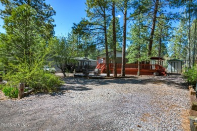 Escape to the cool mountain air in this inviting 3BR/2BA home in on Pinewood Country Club in Arizona - for sale on GolfHomes.com, golf home, golf lot