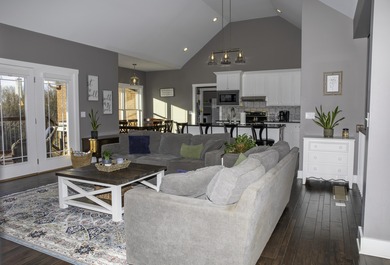 Open House Scheduled for Sunday, November 23 from 1:00-3:00 on Bright Leaf Golf Course in Kentucky - for sale on GolfHomes.com, golf home, golf lot