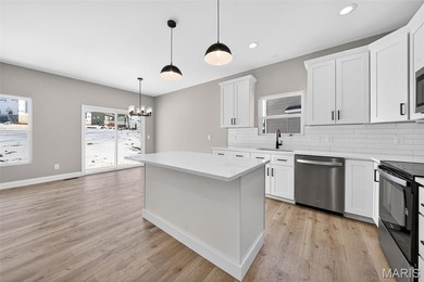 New Construction!! A 1,303 sq. ft. ranch featuring 2 bedrooms, 2 on Incline Village Golf Course in Missouri - for sale on GolfHomes.com, golf home, golf lot