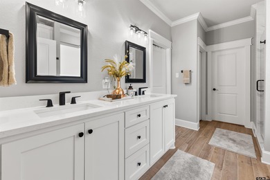 This inviting home welcomes you the moment you step through the on Hide-A-Way Lake Golf Course in Texas - for sale on GolfHomes.com, golf home, golf lot