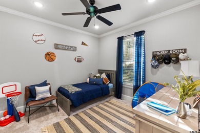 This inviting home welcomes you the moment you step through the on Hide-A-Way Lake Golf Course in Texas - for sale on GolfHomes.com, golf home, golf lot