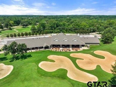 This inviting home welcomes you the moment you step through the on Hide-A-Way Lake Golf Course in Texas - for sale on GolfHomes.com, golf home, golf lot