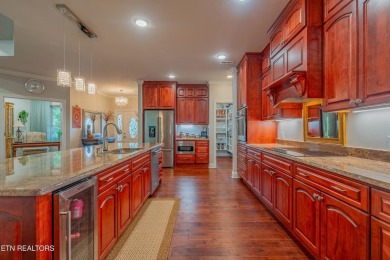 Immaculate Ranch-Style Home in the Heart of Tellico Village on Toqua Golf Course - Loudon County in Tennessee - for sale on GolfHomes.com, golf home, golf lot