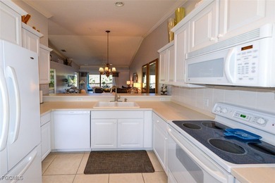 This Popular Barrington model offers 2 bedrooms with a large den on Heritage Palms Golf and Country Club in Florida - for sale on GolfHomes.com, golf home, golf lot