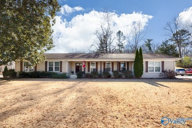 OPEN HOUSE SUN JAN 4TH 2-4pm ~BEAUTIFULLY RENOVATED RANCHER ON on Valley Hill Country Club in Alabama - for sale on GolfHomes.com, golf home, golf lot