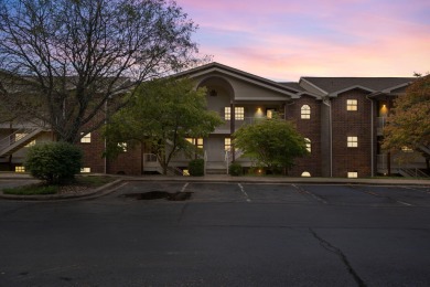 Looking for a getaway that feels like a vacation every day? This on Thousand Hills Golf Resort in Missouri - for sale on GolfHomes.com, golf home, golf lot
