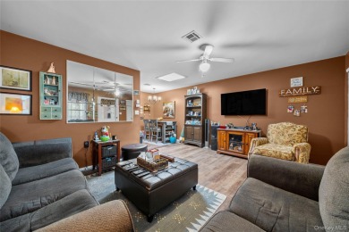 This well-maintained 1 bedroom, 1 bathroom condo offers easy on Leisure Village Golf Course in New York - for sale on GolfHomes.com, golf home, golf lot