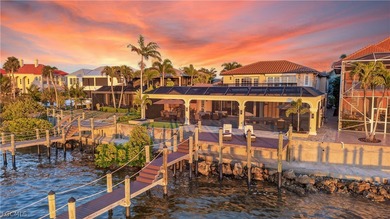Set along the Caloosahatchee River in Riverside Estates, this on The Landings Yacht, Golf and Tennis Club in Florida - for sale on GolfHomes.com, golf home, golf lot