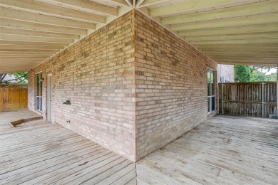 Welcome to this charming 3-bed, 2.5 bath home nestled on a on Mansfield National Golf Club in Texas - for sale on GolfHomes.com, golf home, golf lot
