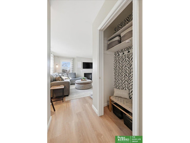 Martin Gray, M: , Marty.gray,   - End-unit townhome style condo on Oak Hills Country Club in Nebraska - for sale on GolfHomes.com, golf home, golf lot